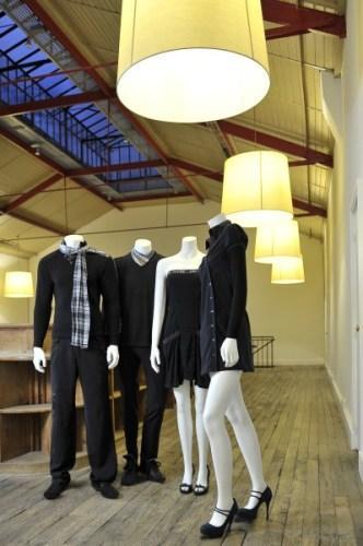 *TIP*  3 x damesfiguren headless  van exclusief A-merk, Zakelijke goederen, Kantoor en Winkelinrichting | Winkel en Inventaris