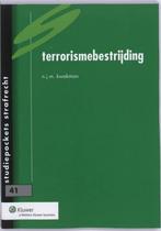 9789013071788 Terrorismebestrijding | Tweedehands, Boeken, N.J.M. Kwakman, Zo goed als nieuw, Verzenden