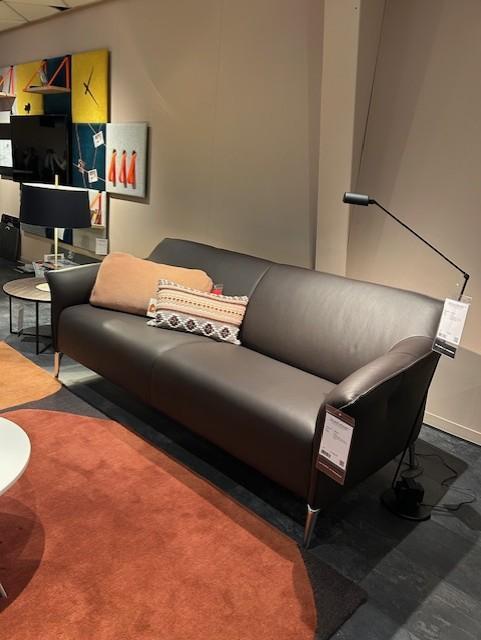 Leolux Mayon 3-zitsbank, Huis en Inrichting, Banken | Bankstellen, Ophalen