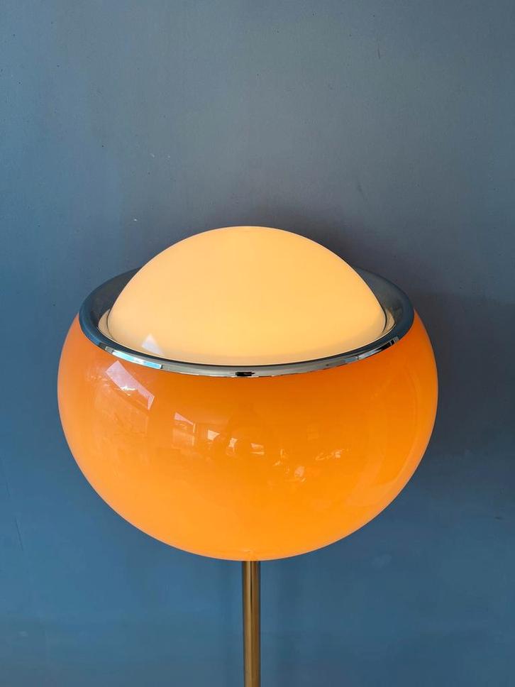 Vintage Guzzini Flash Bud Grande Space Age Floor Lamp, Huis en Inrichting, Lampen | Vloerlampen, Ophalen of Verzenden