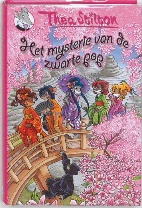 Het mysterie van de zwarte pop / Thea Stilton / 7, Boeken, Kinderboeken | Jeugd | onder 10 jaar, Zo goed als nieuw, Verzenden