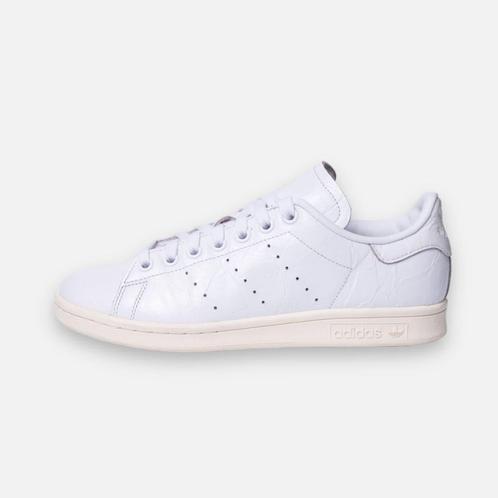Adidas Stan Smith White Off White (W) - Maat 38.5, Kleding | Dames, Schoenen, Sneakers of Gympen, Gedragen, Verzenden