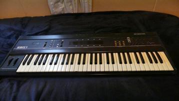 ENSONIQ ESQ1 TE KOOP ! MET SOUND CARTRIDGE beschikbaar voor biedingen