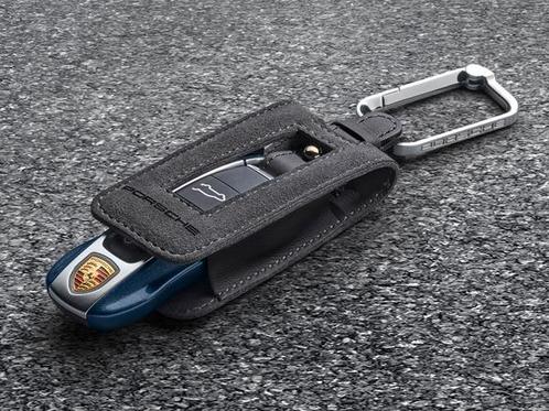 971044005A Porsche Key zakje in Alcantara. 992 (911) /, Diversen, Overige Diversen, Verzenden
