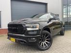 Dodge Ram 1500 5.7V8 Hemi Laramie Night Edition eerste eigen, Auto's, Automaat, Overige brandstoffen, Zwart, Nieuw