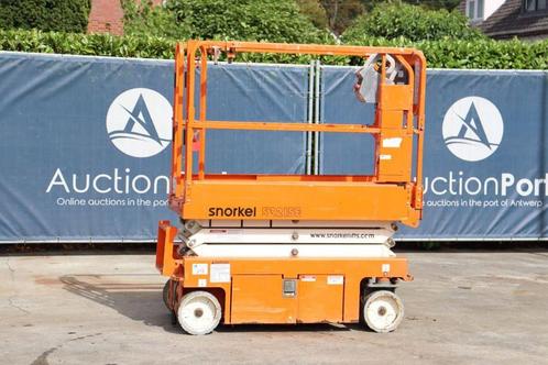 Veiling: Schaarlift Snorkel S3215E Elektrisch 6.6m 2017, Zakelijke goederen, Machines en Bouw | Liften, Steigers en Ladders, Ophalen