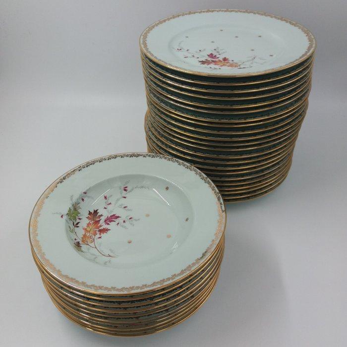 Reynaud à Limoges - Tafelservies voor 12 (58) - Porselein, Antiek en Kunst, Antiek | Meubels | Tafels