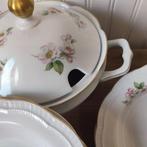 Manufacture Scherzer & Co - Tafelservies (13) - Bavariaanse