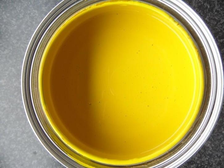 KNAL GEEL - Zijdeglans 1 liter - Acryl (CARNAVAL - KLEUREN), Doe-het-zelf en Verbouw, Verf, Beits en Lak, Verf, Geel, Nieuw, Ophalen of Verzenden