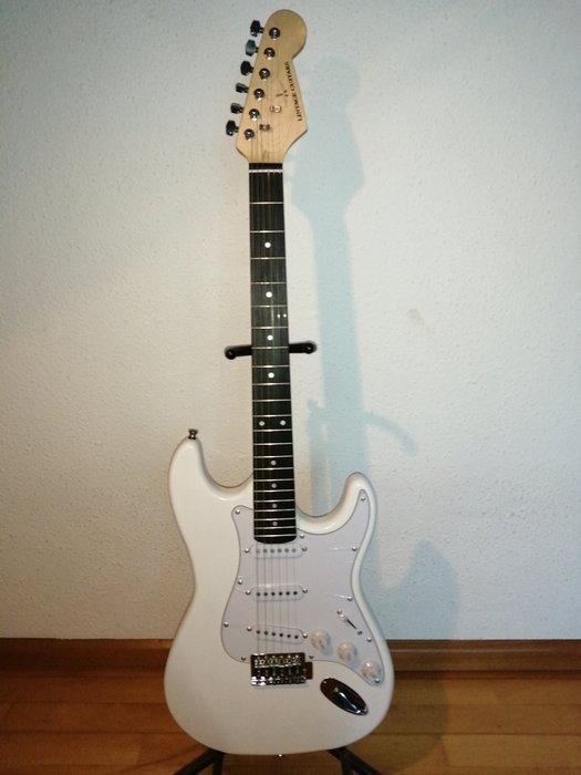 Lintage Guitars - ST-1 - - Elektrische gitaar (Zonder, Muziek en Instrumenten, Snaarinstrumenten | Gitaren | Akoestisch