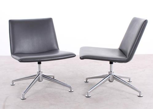 Brunner Fina Lounge fauteuil, Zakelijke goederen, Kantoor en Winkelinrichting | Kantoormeubilair en Inrichting, Stoel, Gebruikt