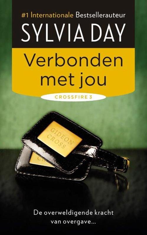 9789400503984 Crossfire 3 - Verbonden met jou | Tweedehands, Boeken, Romans, Zo goed als nieuw, Verzenden