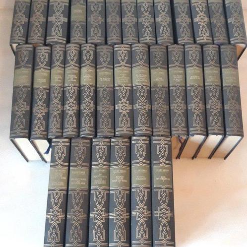Jules Verne - Collection complète Jules Verne – 32 volumes, Antiek en Kunst, Antiek | Boeken en Bijbels