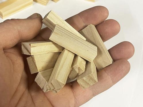 Set van 36 kleine knutselhoutjes, blokjes (4.5x1.5x1 cm), Doe-het-zelf en Verbouw, Gereedschap | Handgereedschap, Nieuw, Ophalen of Verzenden
