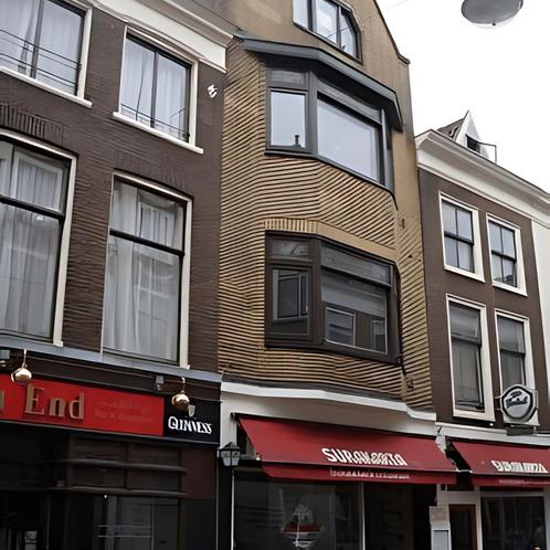 Gemeubileerde studio met inloopdouche en parkeergelegenheid, Huizen en Kamers, Kamers te huur, 20 tot 35 m², Leiden