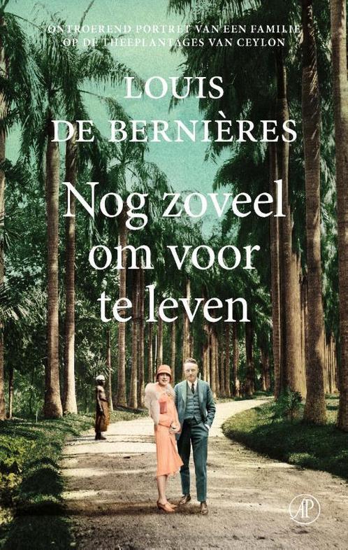 Nog zoveel om voor te leven 9789029526173 Louis De Bernières, Boeken, Romans, Zo goed als nieuw, Verzenden
