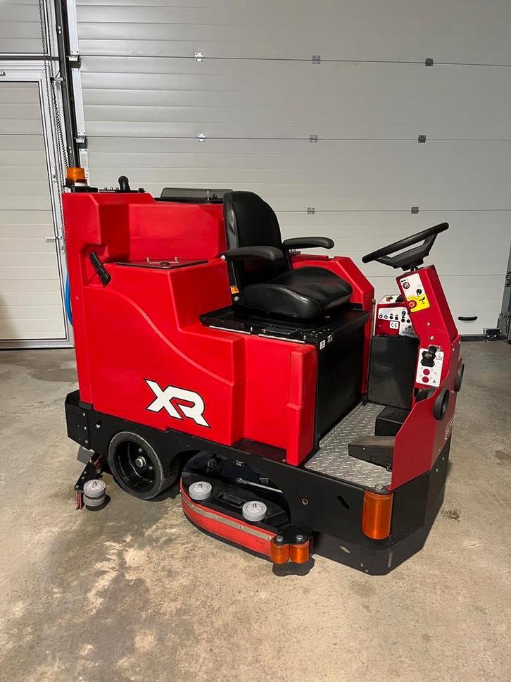 Factorycat XR zitschrobmachine voor industrie en logistiek, Doe-het-zelf en Verbouw, Reinigingsmachines, Schrobmachine, Zo goed als nieuw