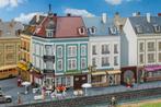 FALLER 130703 2 STADSHUIZEN BEETHOVENSTRASSE H0, Hobby en Vrije tijd, Modeltreinen | H0, Verzenden, Nieuw