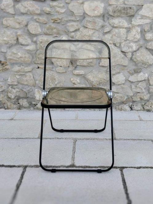 Anonima Castelli - Giancarlo Piretti - Klapstoel - PLIA rook, Antiek en Kunst, Antiek | Meubels | Stoelen en Banken
