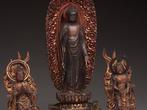 Edo-periode houten polychrome Amida Boeddha drievoud -
