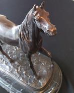 sculptuur, Cheval - 6,2 kg - 32 cm - Gepatineerd brons