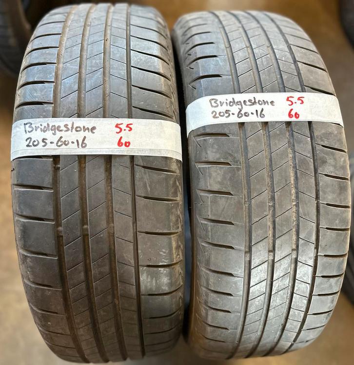 2x205-60-16 bridgestone zomer 5.5mm €60 per band 205 60 16, Auto-onderdelen, Banden en Velgen, 16 inch, Zomerbanden, 205 mm, Personenwagen