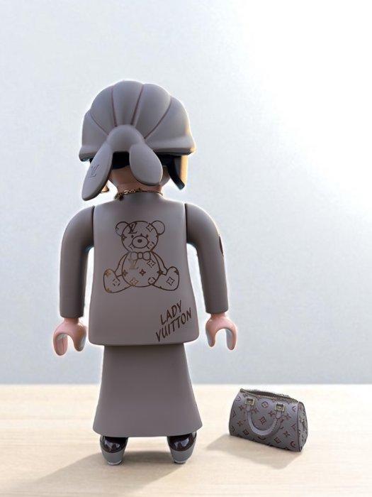 ArtFab - Lady Vuitton playmobil XXL, Antiek en Kunst, Kunst | Designobjecten
