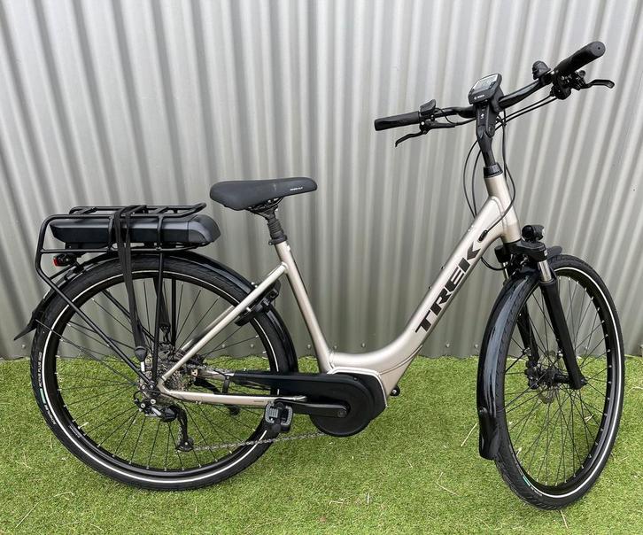 Trek Verve 2 Bosch Performance Line 400Wh accu 10000km gered, Fietsen en Brommers, Elektrische fietsen, Gebruikt, 47 tot 51 cm