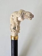 Handsnijwerk Panter - Wandelstok - Hertshoorn, ca. 1900