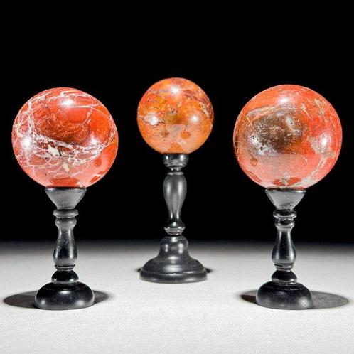 GEEN MINIMUMVERKOOPPRIJS - Prachtige set van 3 Rode Jaspis, Antiek en Kunst, Kunst | Designobjecten