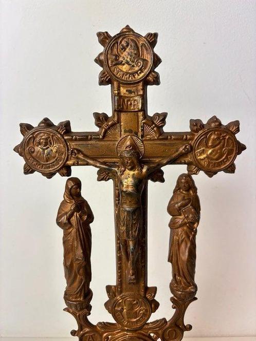 Crucifix - Legering - 1850-1900 - Monstrans van Herkenrode, Antiek en Kunst, Antiek | Boeken en Bijbels