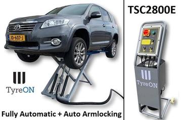 Poetsbrug Schaarbrug Bandenbrug Hefbrug 230V 2700 KG beschikbaar voor biedingen
