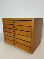 Naaidoos - Hout - Fourniturenkast, Antiek en Kunst