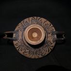 Oud-Grieks Aardewerk Kylix. 26,5 cm lang. 4e eeuw v.Chr.