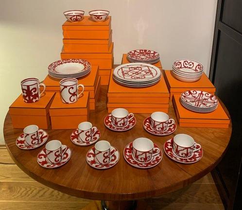 Hermès - Tafelservies (32) - Balcon du Guadalquivir -, Antiek en Kunst, Antiek | Meubels | Tafels