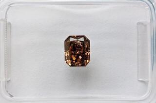 Fancy Diamant Brownish - 0.68ct (IGI Gecertificeerd) beschikbaar voor biedingen