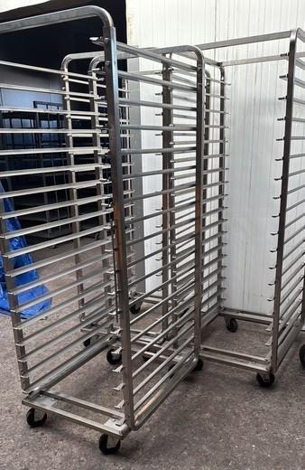 RVS platenwagens 78x58   Bakkerij / banketbakkerij / regaal beschikbaar voor biedingen