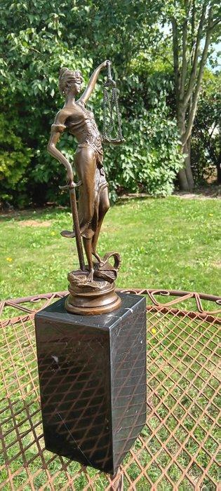 sculptuur, sculptuur lady Justitia. - 33 cm - brons marmer, Antiek en Kunst, Kunst | Designobjecten