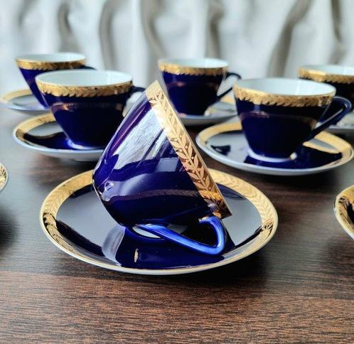 Lomonosov Imperial Porcelain Factory - Koffie- en, Antiek en Kunst, Antiek | Meubels | Tafels