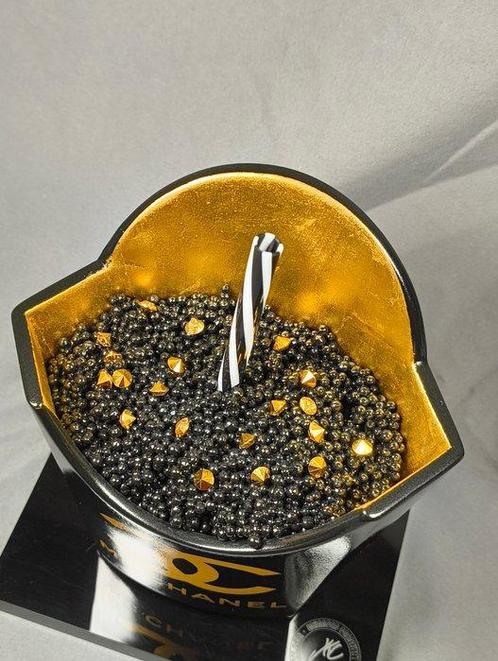 XTC Artist - Mc Chanel 19cm Black gold white/black straw, Antiek en Kunst, Kunst | Schilderijen | Modern