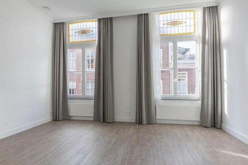 Appartement Nieuwe Schoolstraat in Den Haag, Huizen en Kamers, Huizen te huur, Via bemiddelaar, Den Haag, Appartement