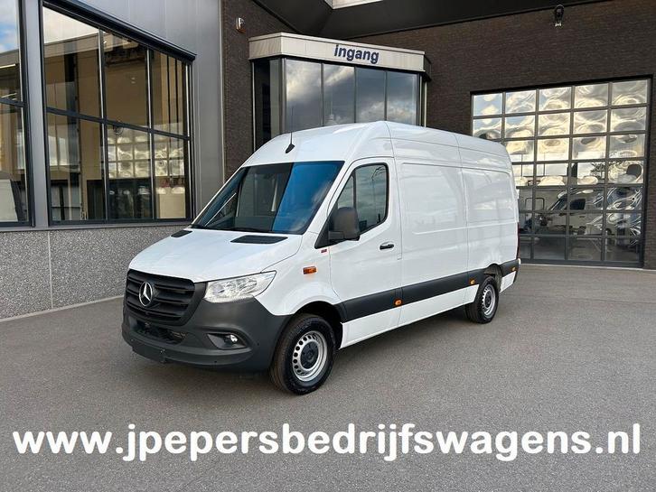 Zakelijke Lease |  Mercedes-Benz Sprinter 317 CDI L2 H2 Auto, Auto's, Bestelauto's, Onderhoudsboekje, Lease, Zwart, Automaat, Wit