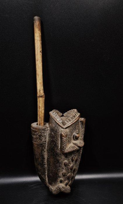 PIPE ROYAL en bakstenen aarde - Bamoun - Kameroen (Zonder, Antiek en Kunst, Kunst | Niet-Westerse kunst