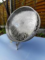 Ornate Silver Tray by Towle – Handcrafted in Sheffield,, Antiek en Kunst