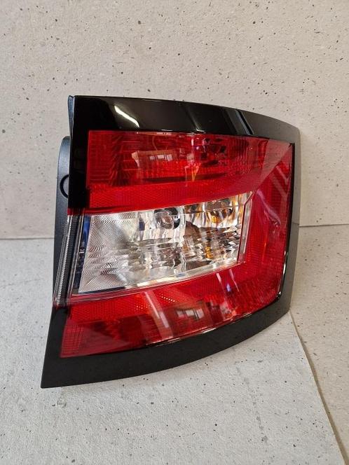 Achterlicht Skoda Fabia Combi 2015-2023 Rechts, Auto-onderdelen, Verlichting, Nieuw, Verzenden