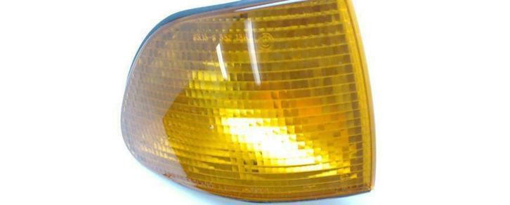 BMW E38, 7-serie Knipperlicht RECHTS voorzijde, Auto-onderdelen, Verlichting, Nieuw, BMW, Oldtimer onderdelen, Ophalen of Verzenden