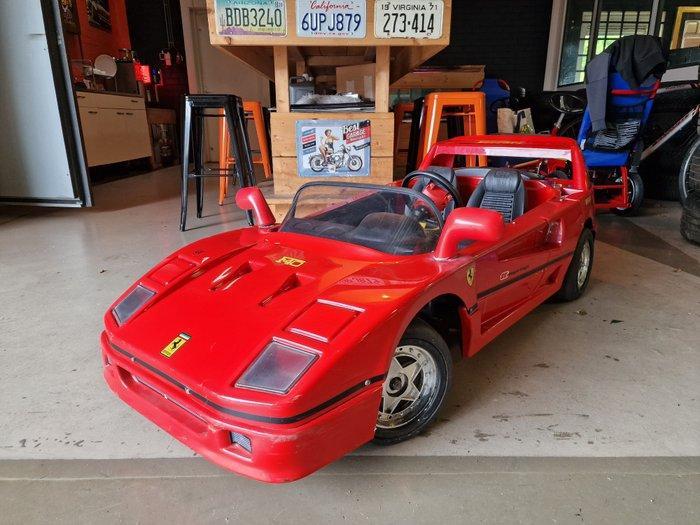 Toys Toys - Model cabriolet - Ferrari F40 - Electric Ferrari, Antiek en Kunst, Antiek | Speelgoed