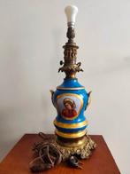 Petroleumlamp - Verguld brons, Zacht porcelein