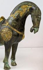 Statue, Groot beeld Tang style paard - Brons, gedeeltelijk