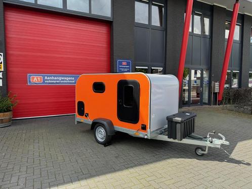 Aanhanger en Caravan in 1 Ideaal voor Evenementen/camperen, Caravans en Kamperen, Caravans, tot 500 kg, Hordeur, Lengtebed, tot 4 meter